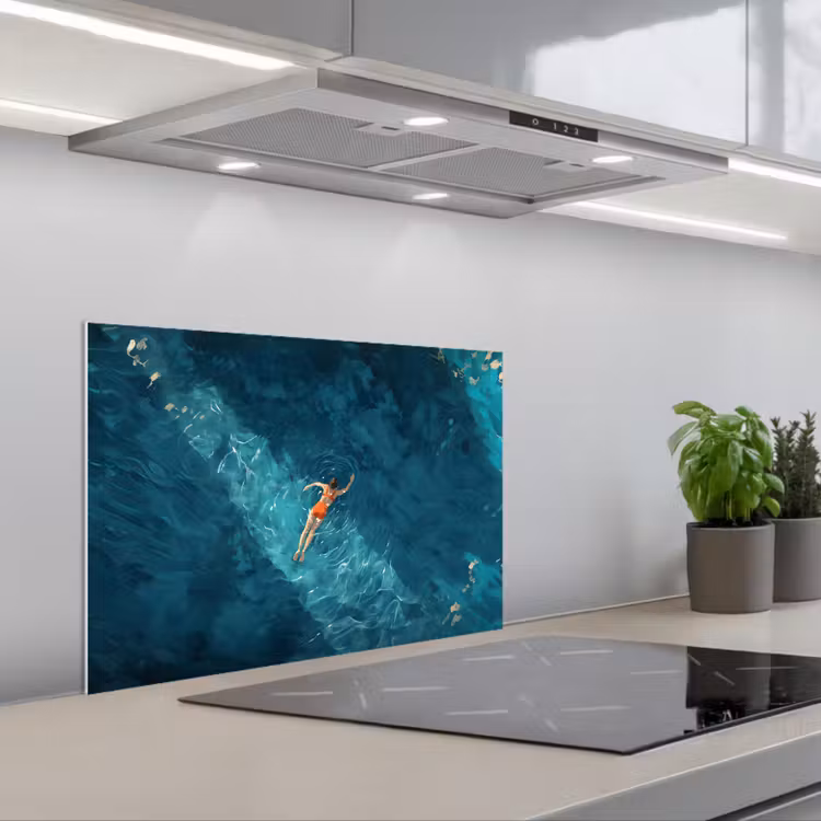 Kitchen splashback for hob - Woman - Water - Bikini - Orange — 1