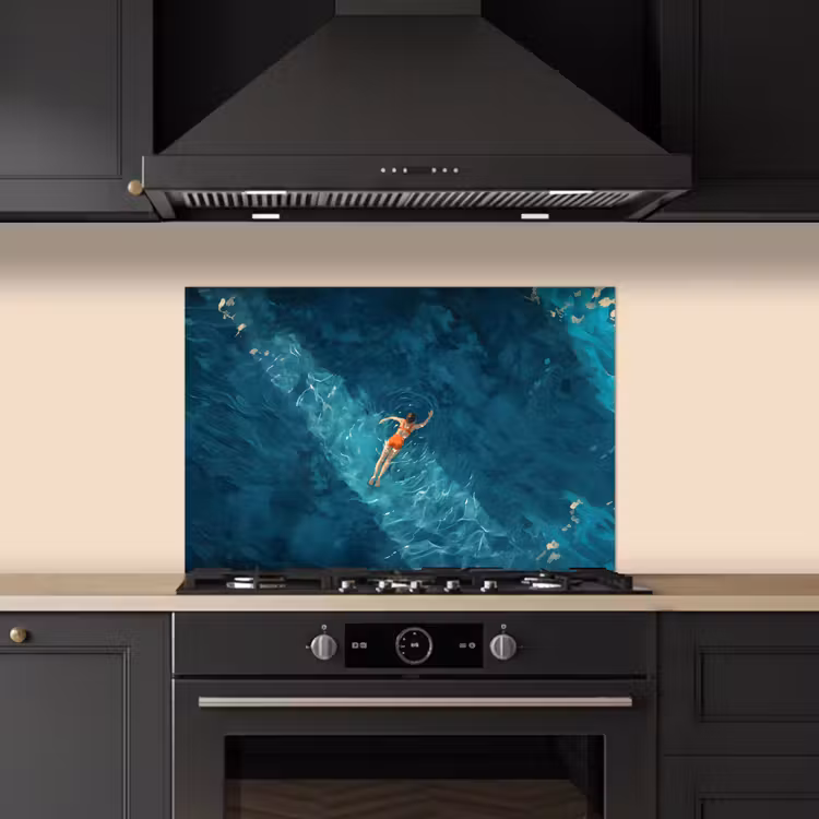 Kitchen splashback for hob - Woman - Water - Bikini - Orange — 5