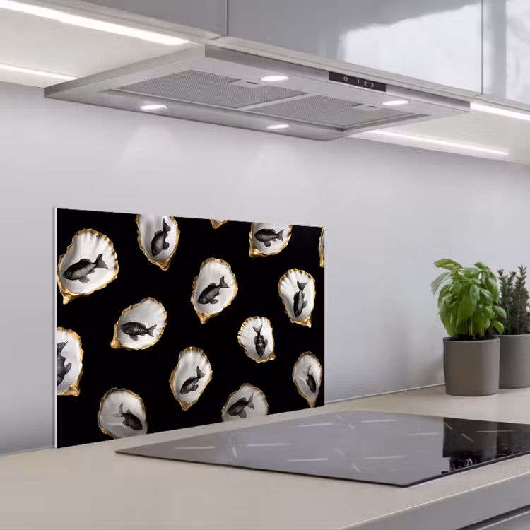 Kitchen splashback for hob - Oysters - Black - Fish - Gold — 1