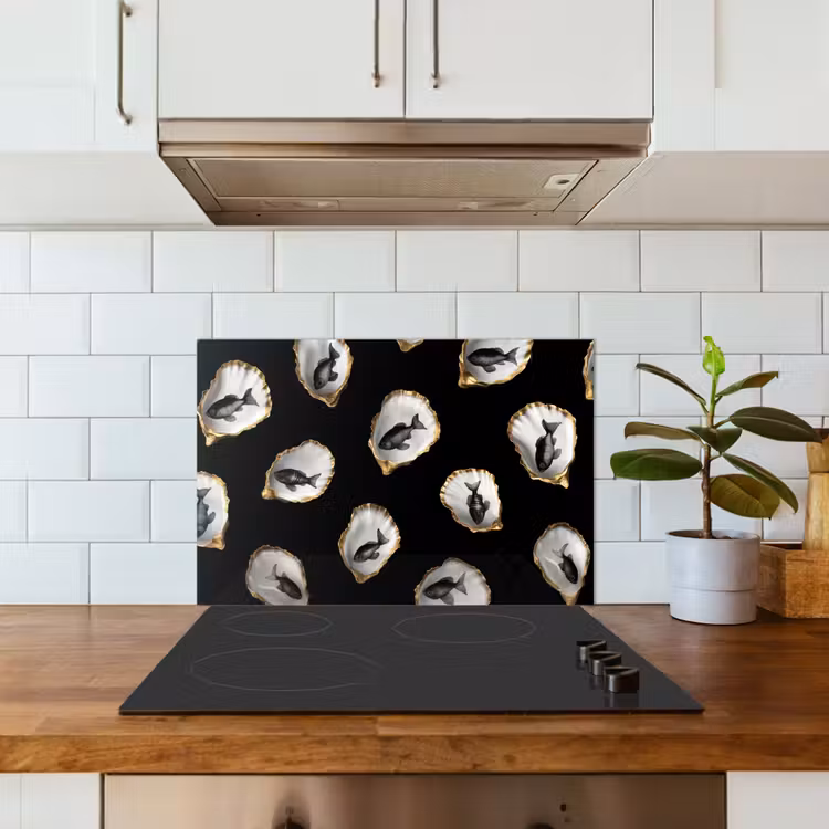 Kitchen splashback for hob - Oysters - Black - Fish - Gold — 3