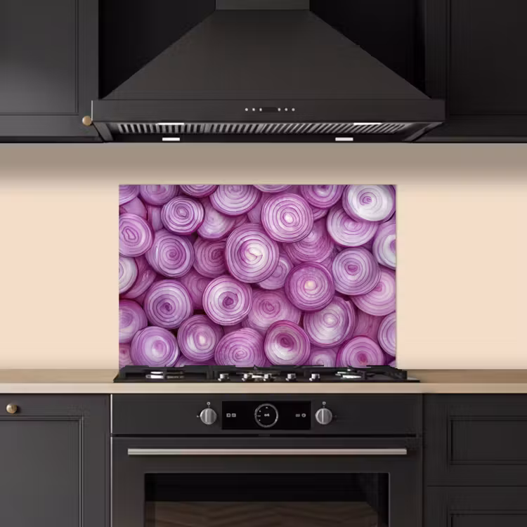 Kitchen splashback for hob - Purple - Onions - Close up — 5