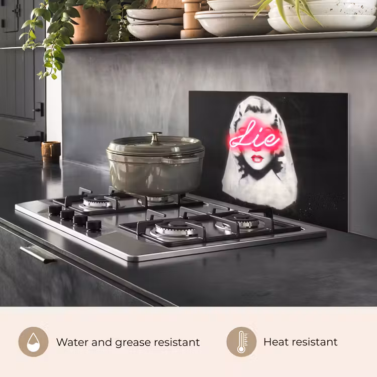 Kitchen splashback for hob - Neon - Letters - Vintage - Woman — 2
