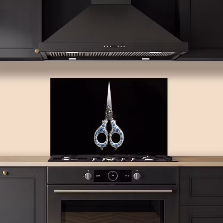 Kitchen splashback for hob - Scissors - Delft blue - Black — 5