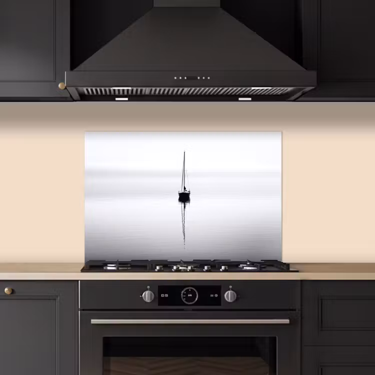 Kitchen splashback for hob - Sailboat - Black - Water - Silhouette — 5