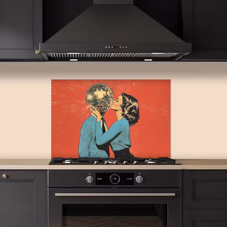 Kitchen splashback for hob - Woman - Retro - Discoball - Kiss — 5