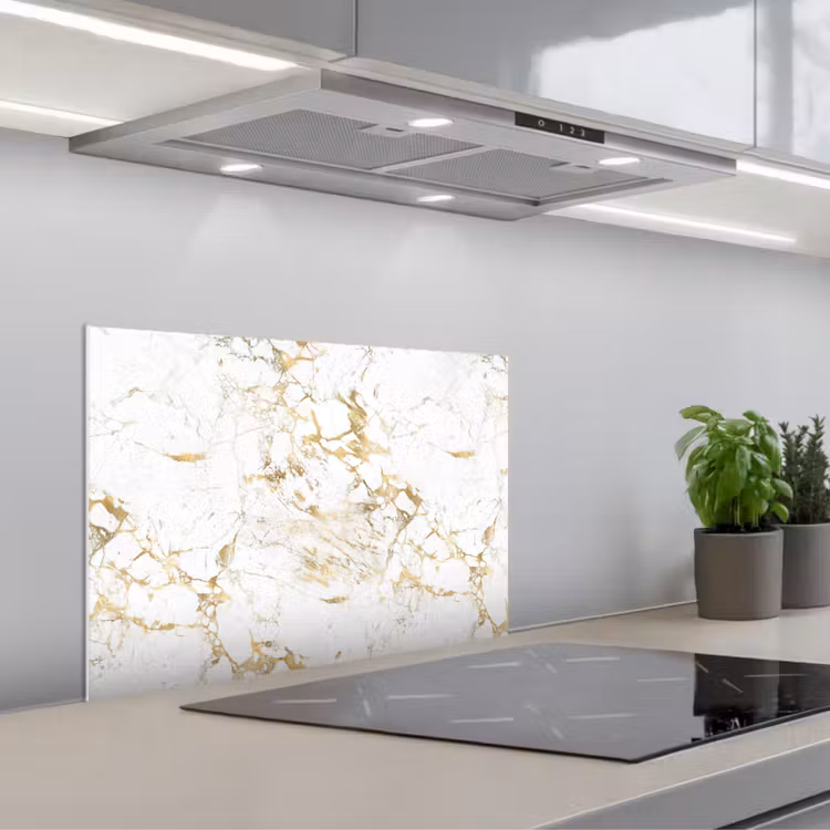 Kitchen splashback for hob - White - Marble - Luxury - Gold — 1