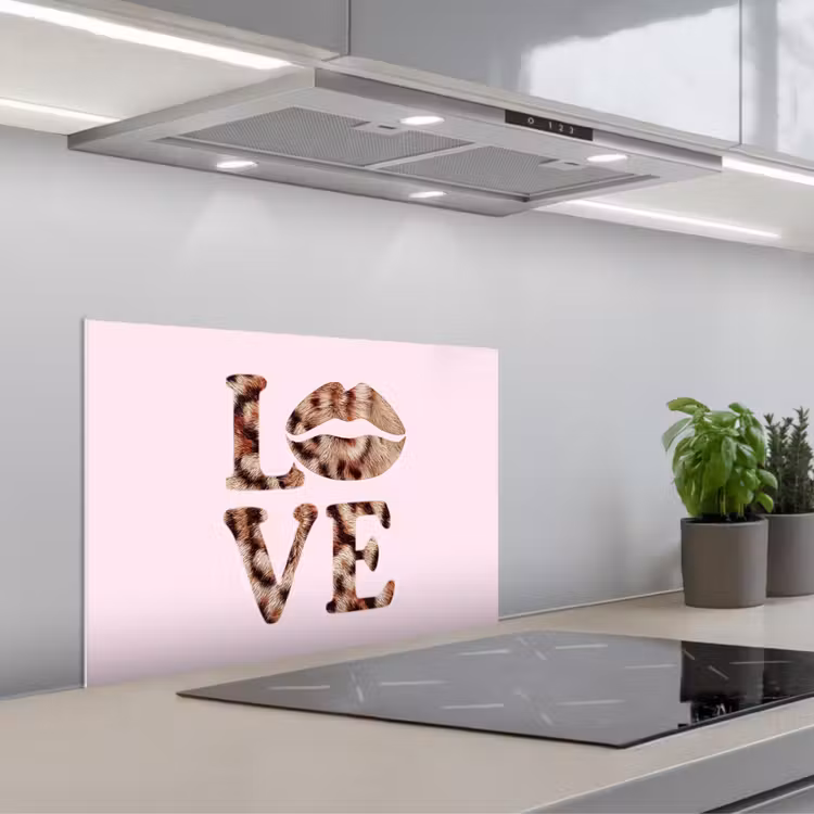 Kitchen splashback for hob - Text - Love - Panther coat - Light pink — 1
