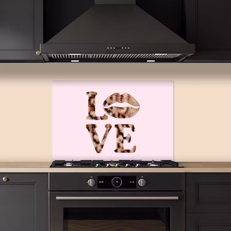 Kitchen splashback for hob - Text - Love - Panther coat - Light pink — 5