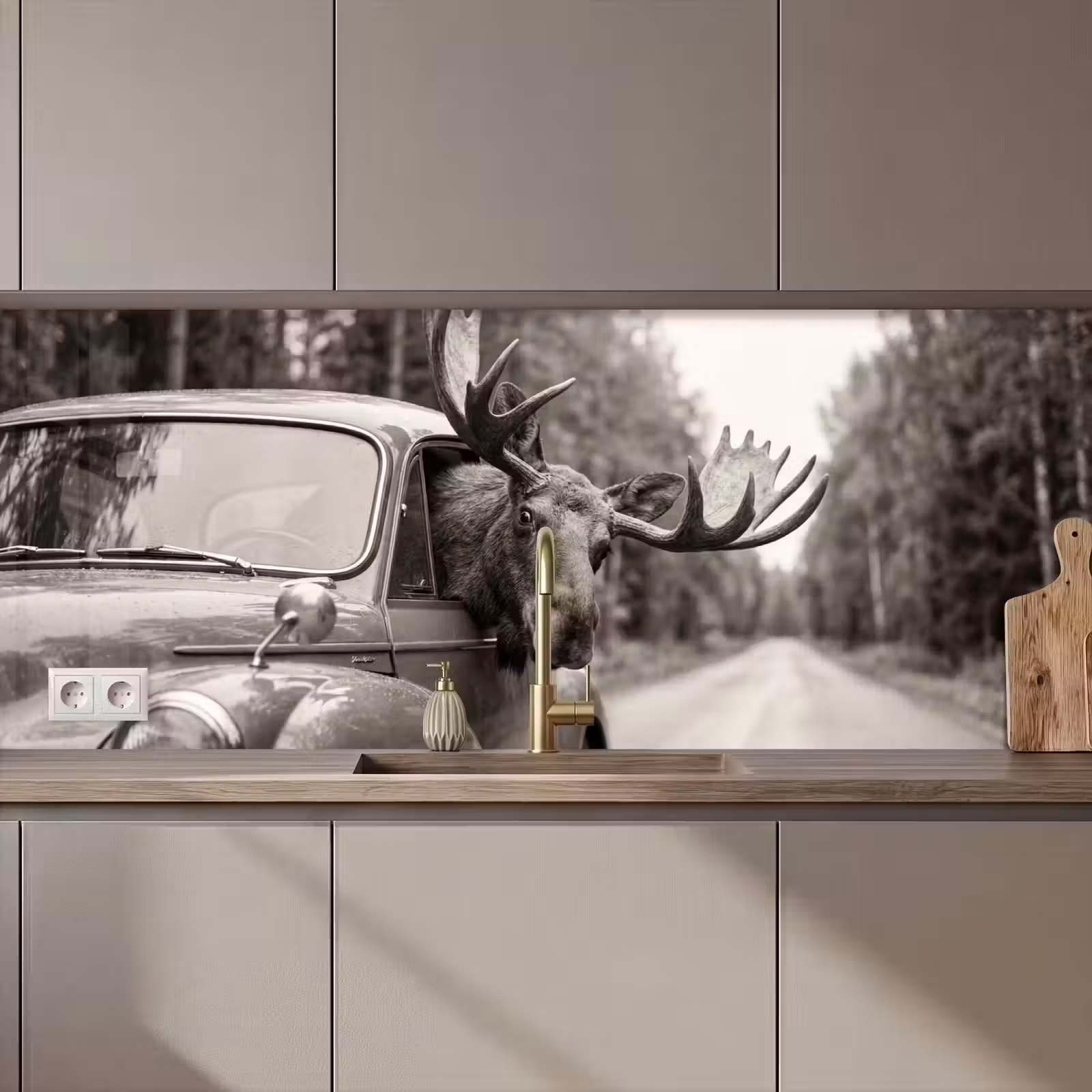 Kitchen splashback - Moose - Car - Antlers - Black - White — 1