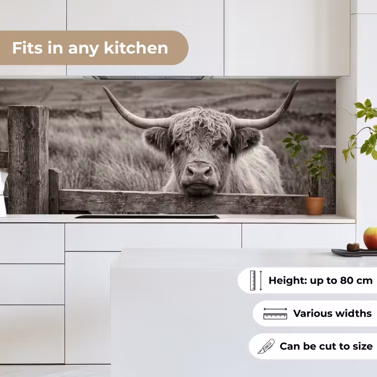 Kitchen splashback - Scottish Highlander - Black - White - Wood — 7