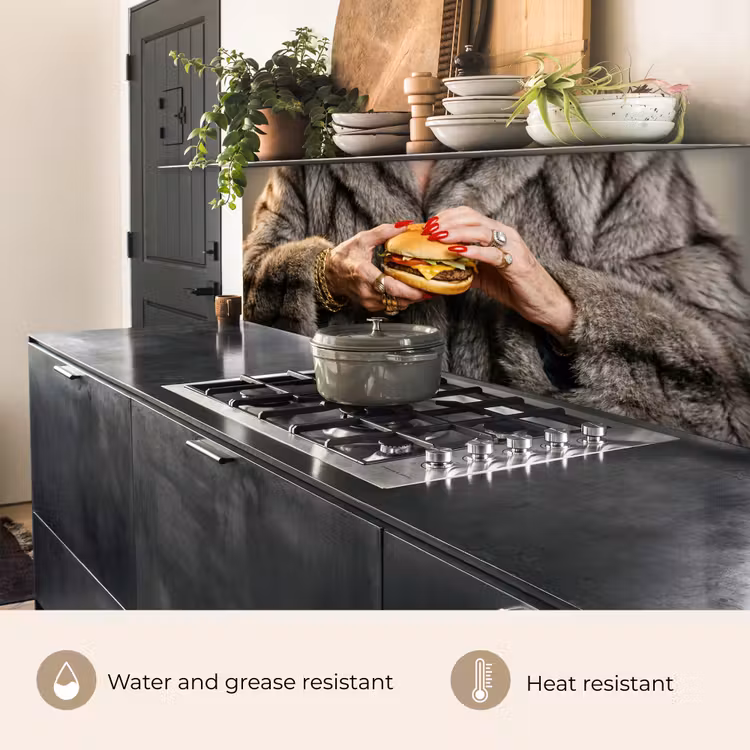 Kitchen splashback - Woman - Hamburger - Fur Coat — 5