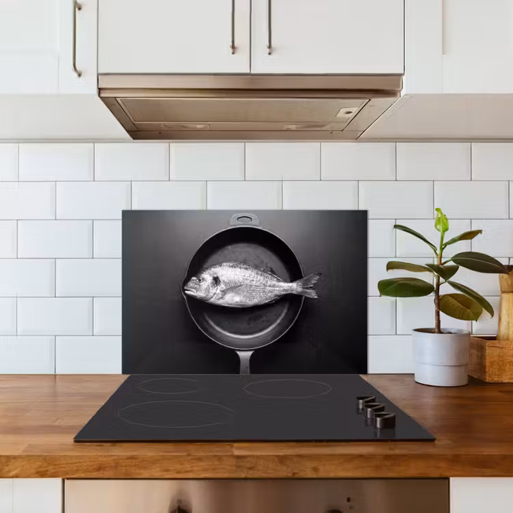 Kitchen splashback for hob - Pan - Fish - Black - White — 3
