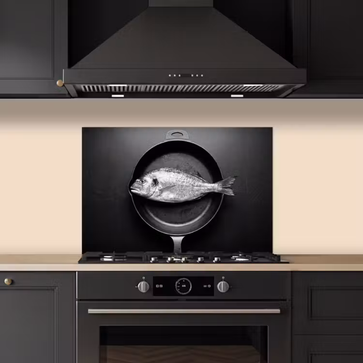 Kitchen splashback for hob - Pan - Fish - Black - White — 5