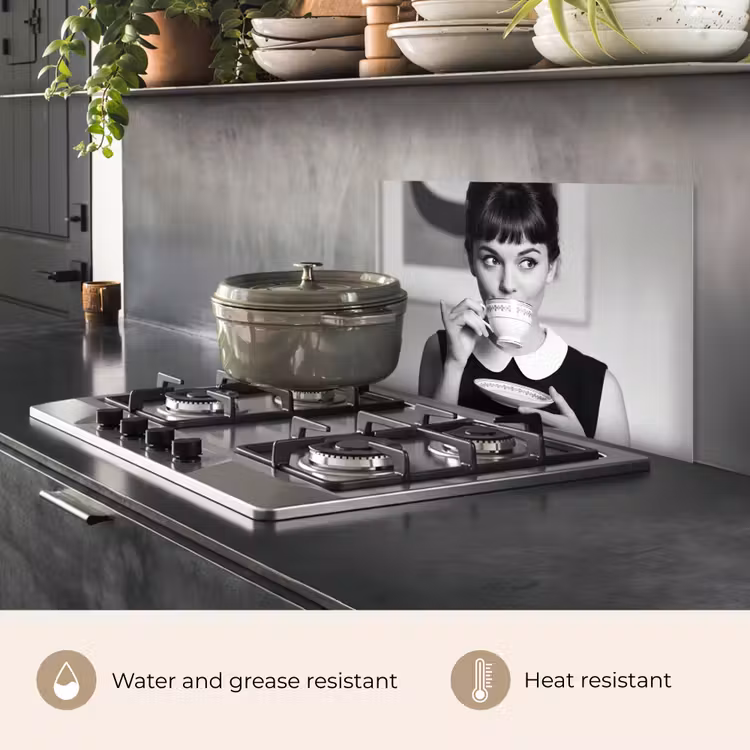 Kitchen splashback for hob - Portrait - Tea - Woman — 2