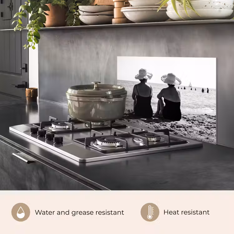 Kitchen splashback for hob - Women - Sun hat - Beach - Black - White — 2