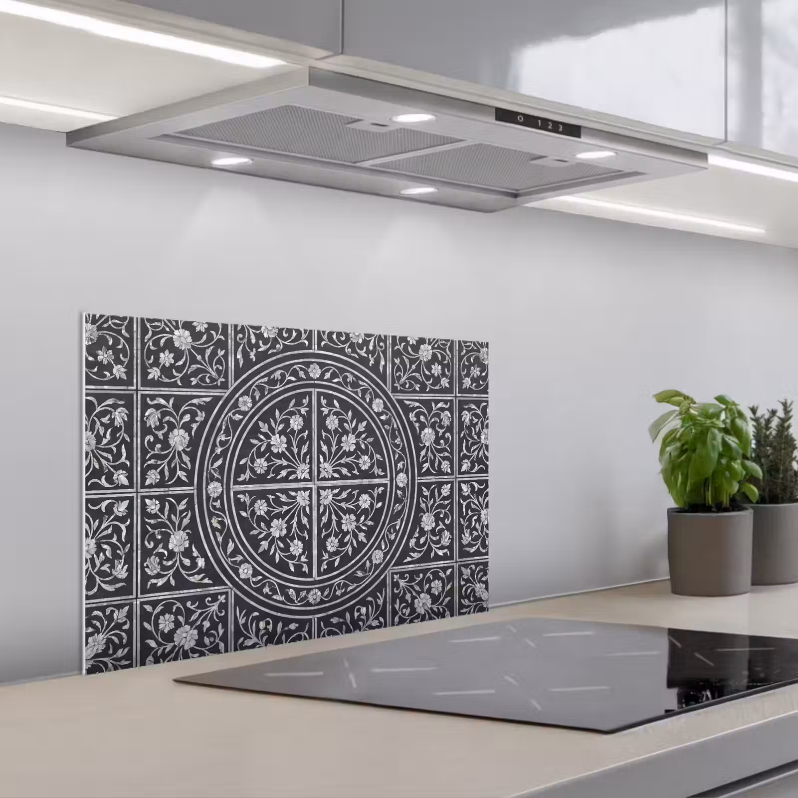 Kitchen splashback for hob - Pattern - Floral Motif - Decorative - Classic - Black — 1