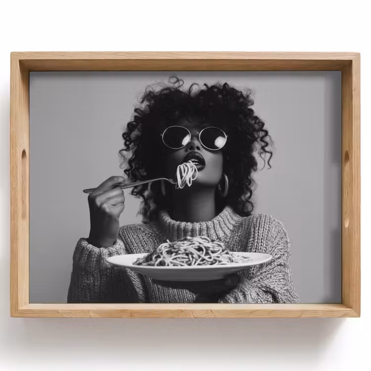 Tray - Woman - Pasta - Black - White — 1