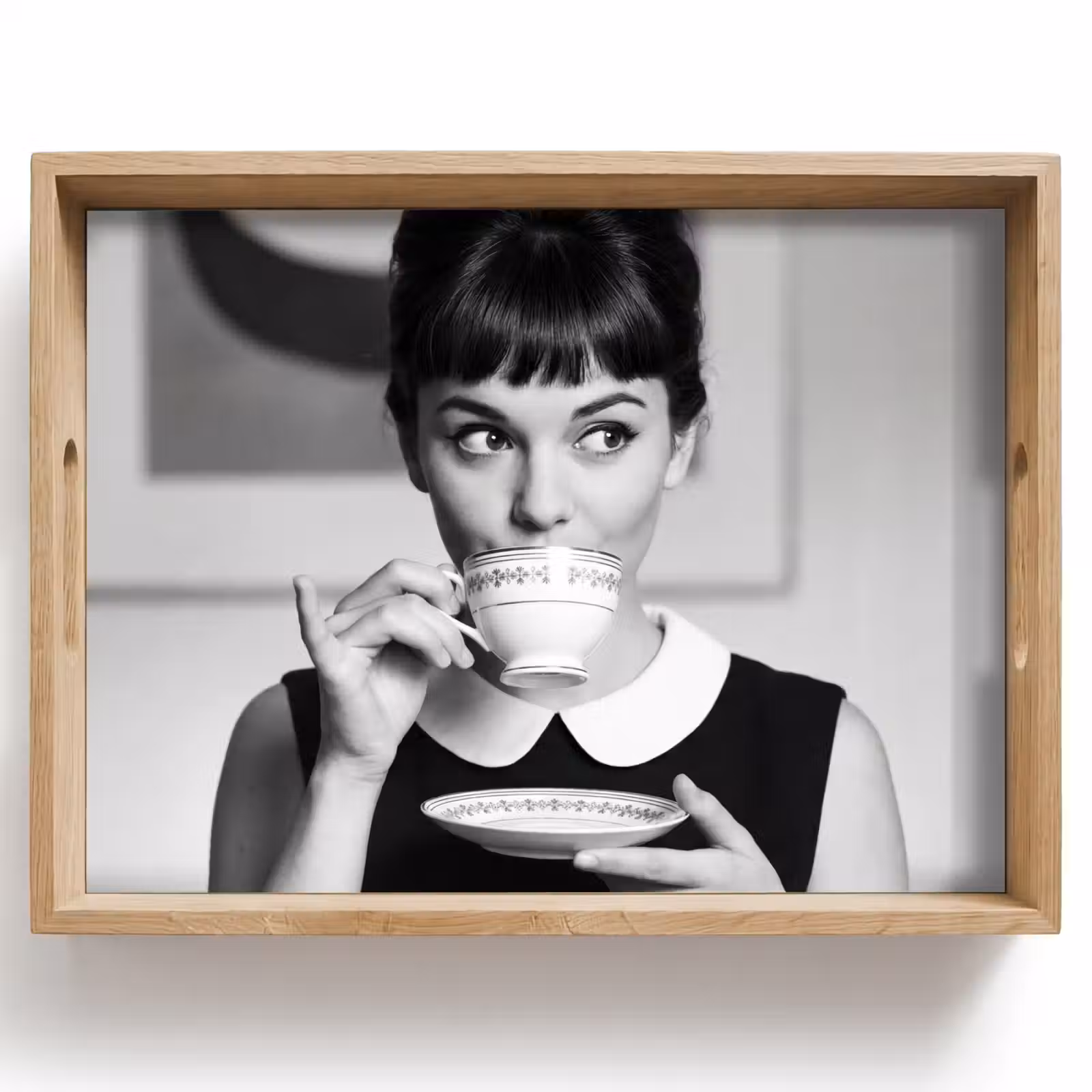 Tray - Portrait - Tea - Woman — 1